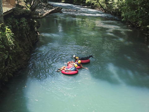Alexonthebeach-Playas del Coco必去景点