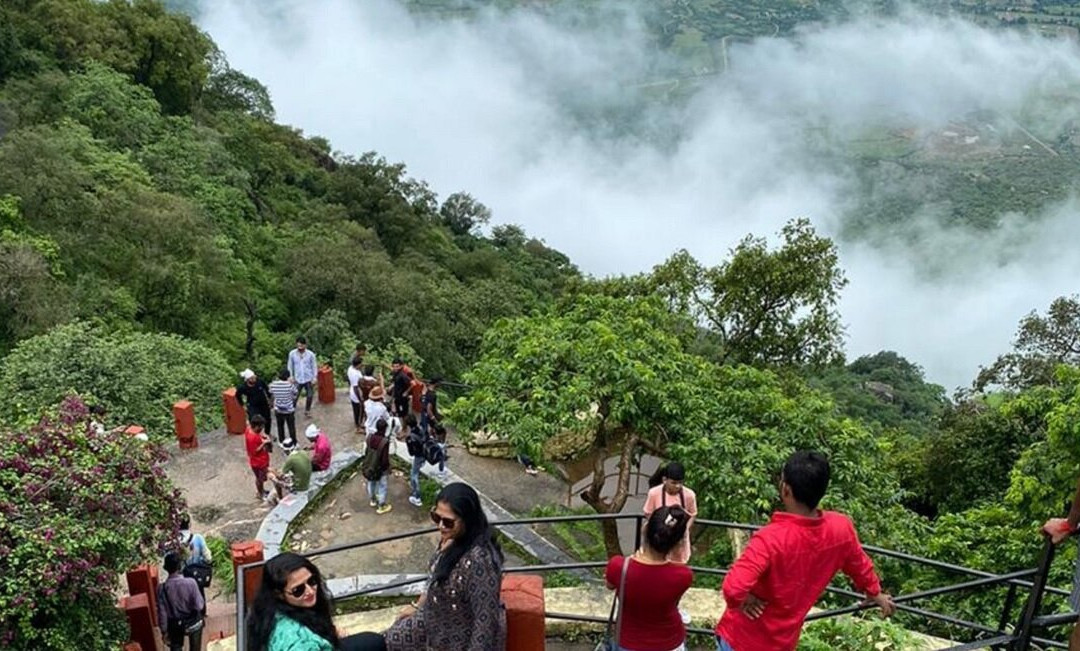 KRISHNA Tours & Taxi-乌代布尔必去景点