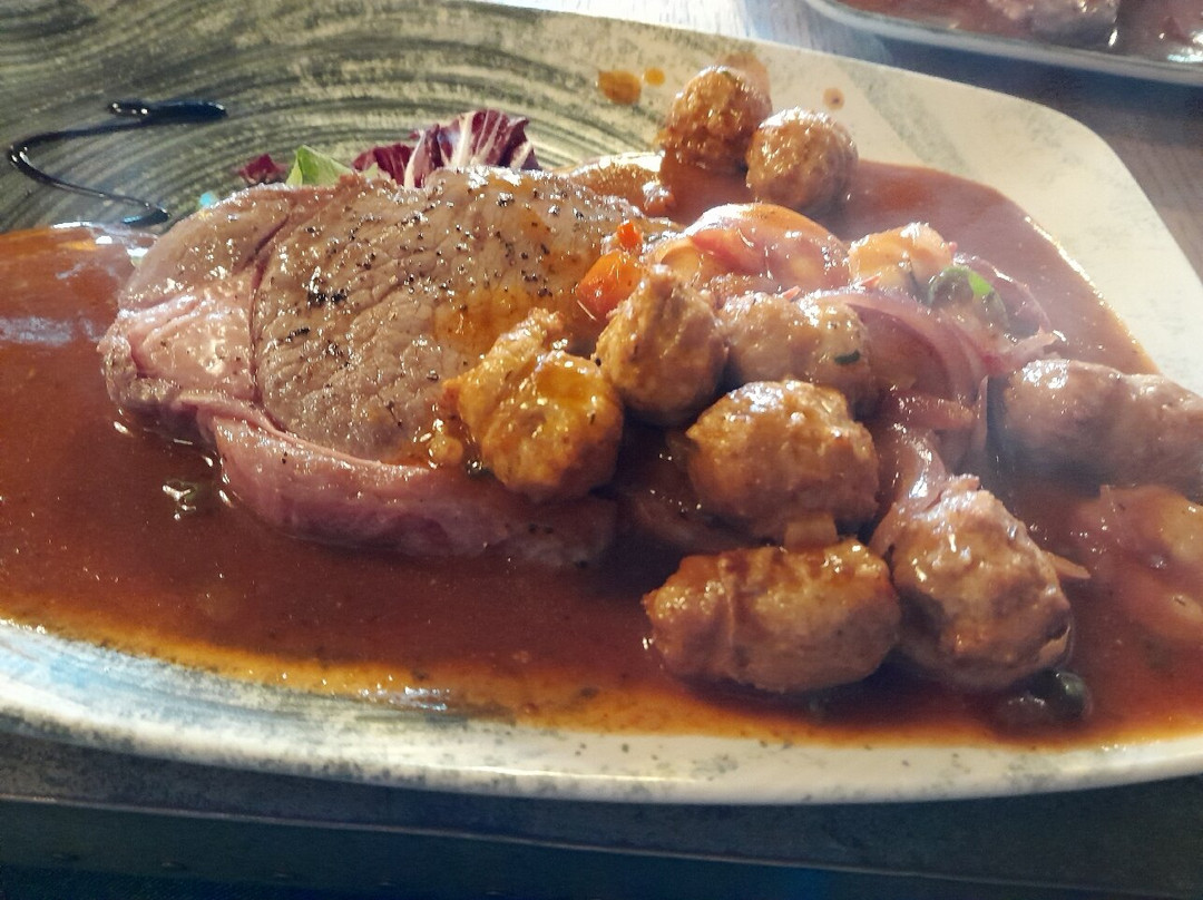 Muka Caffe Restaurant Bar