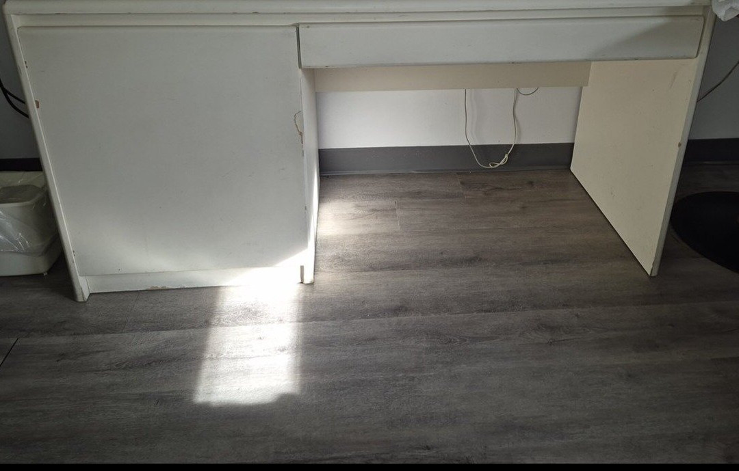 Lexington Inn & Suites Windsor主图