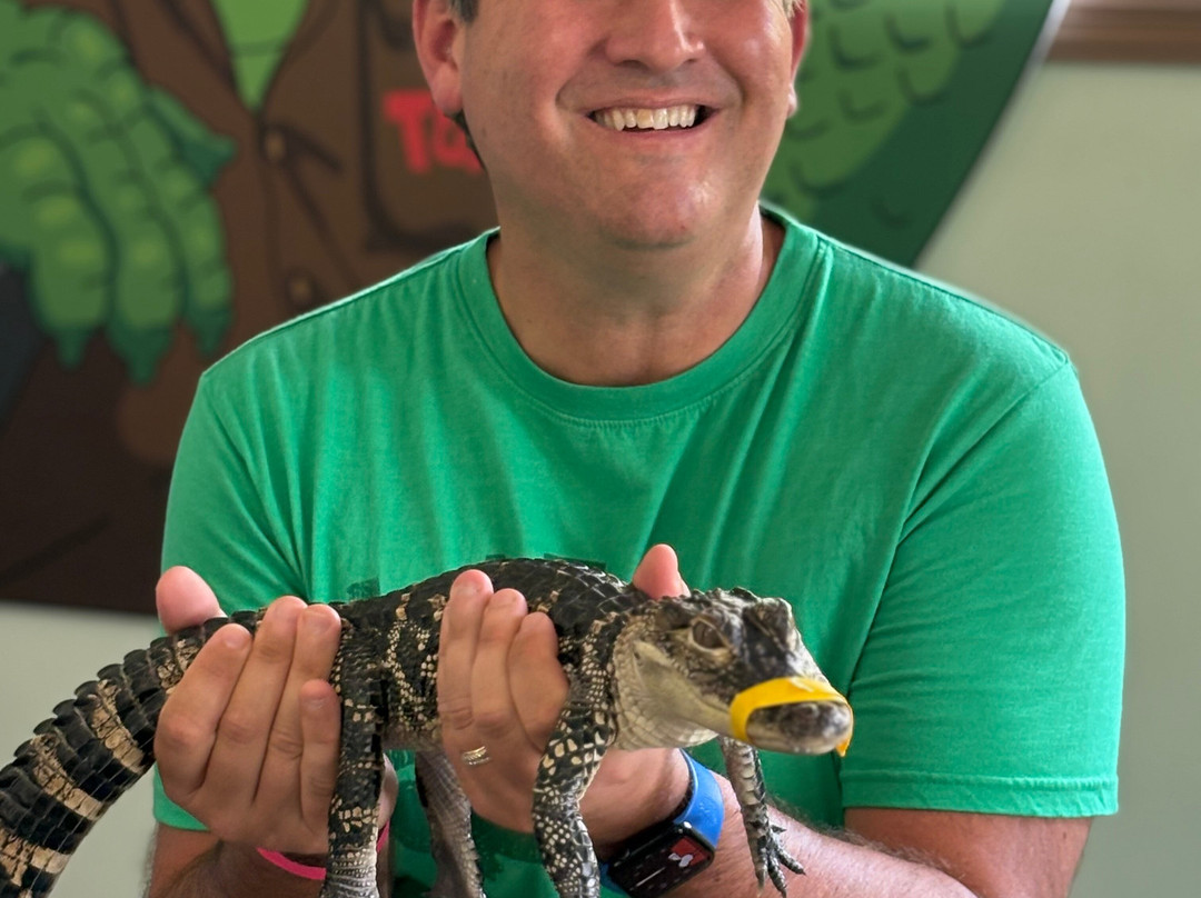 Tom and Jerry's Airboat Rides-Lake Panasoffkee必去景点