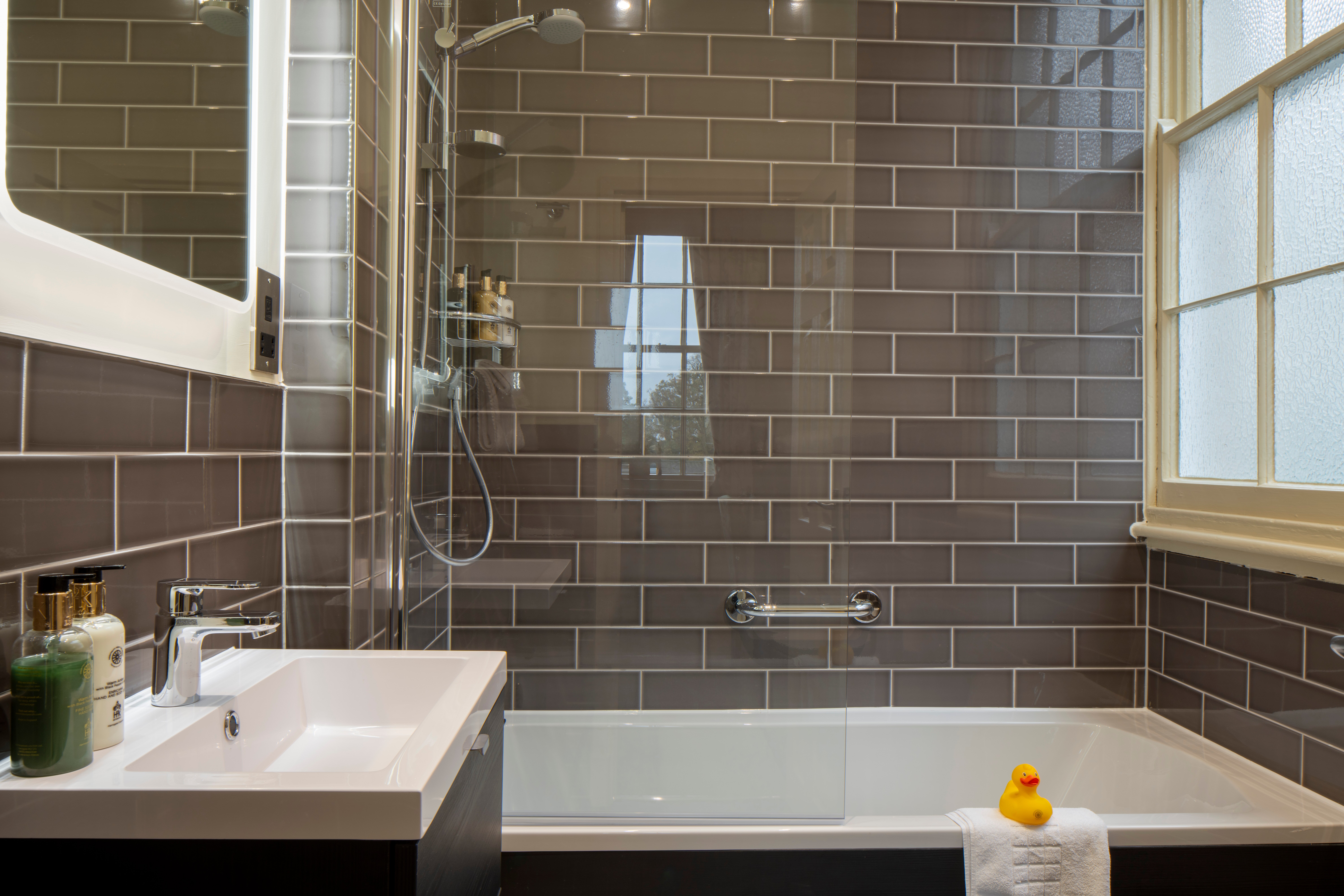 沃维克武器旅馆-浴室