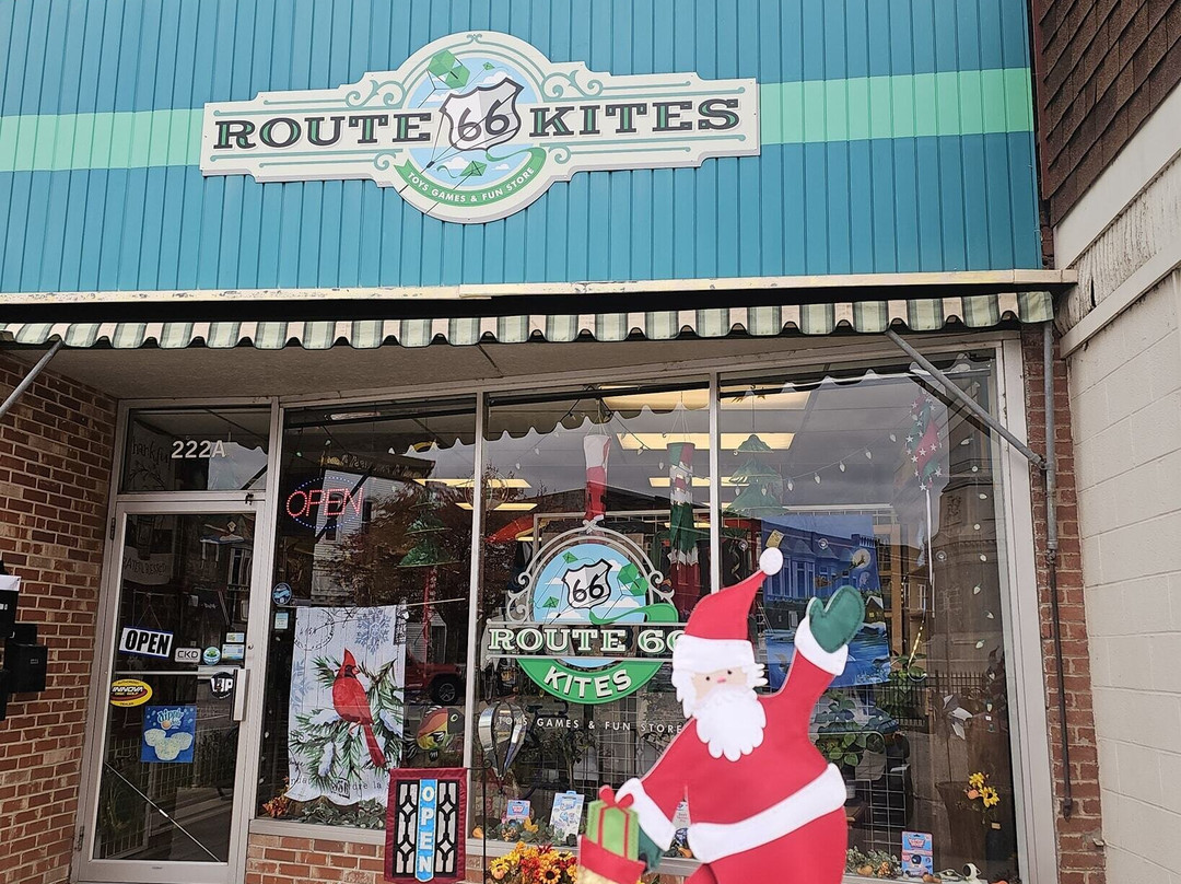 Route 66 Kites And Board Games-Pontiac必去景点