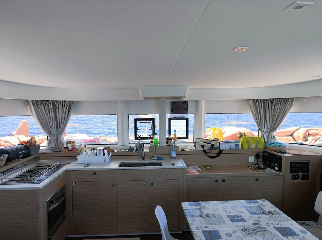 Avelecazzate-莱夫卡扎必去景点