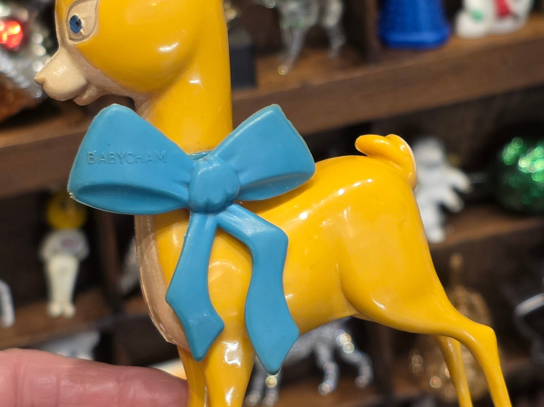 Hoptroff & Lee Antiques in the Alley-斯坦福德镇必去景点