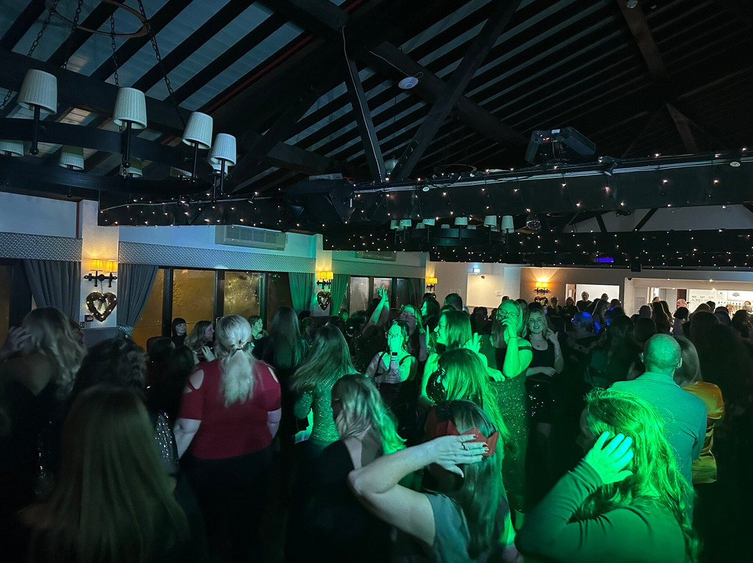 Oak Farm Hotel主图