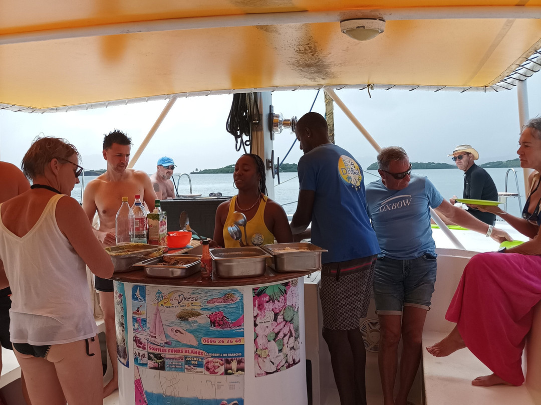 Catamaran Bwa Drese-Le Robert必去景点