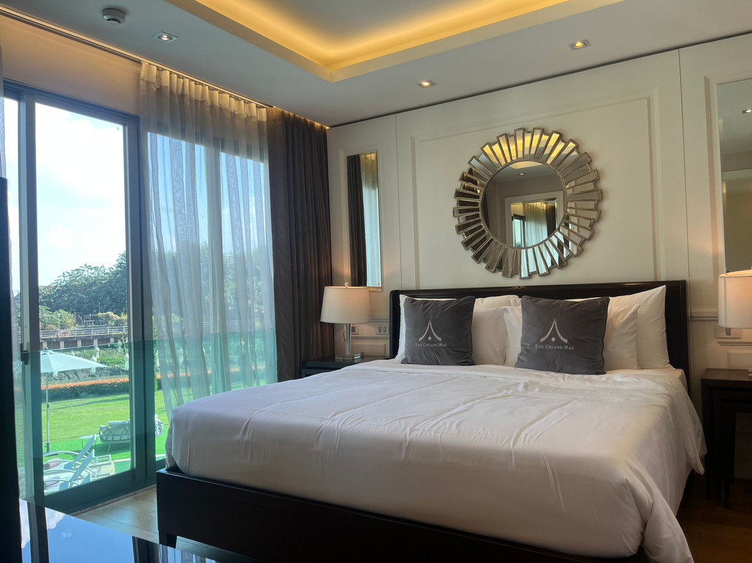 清迈河畔酒店主图