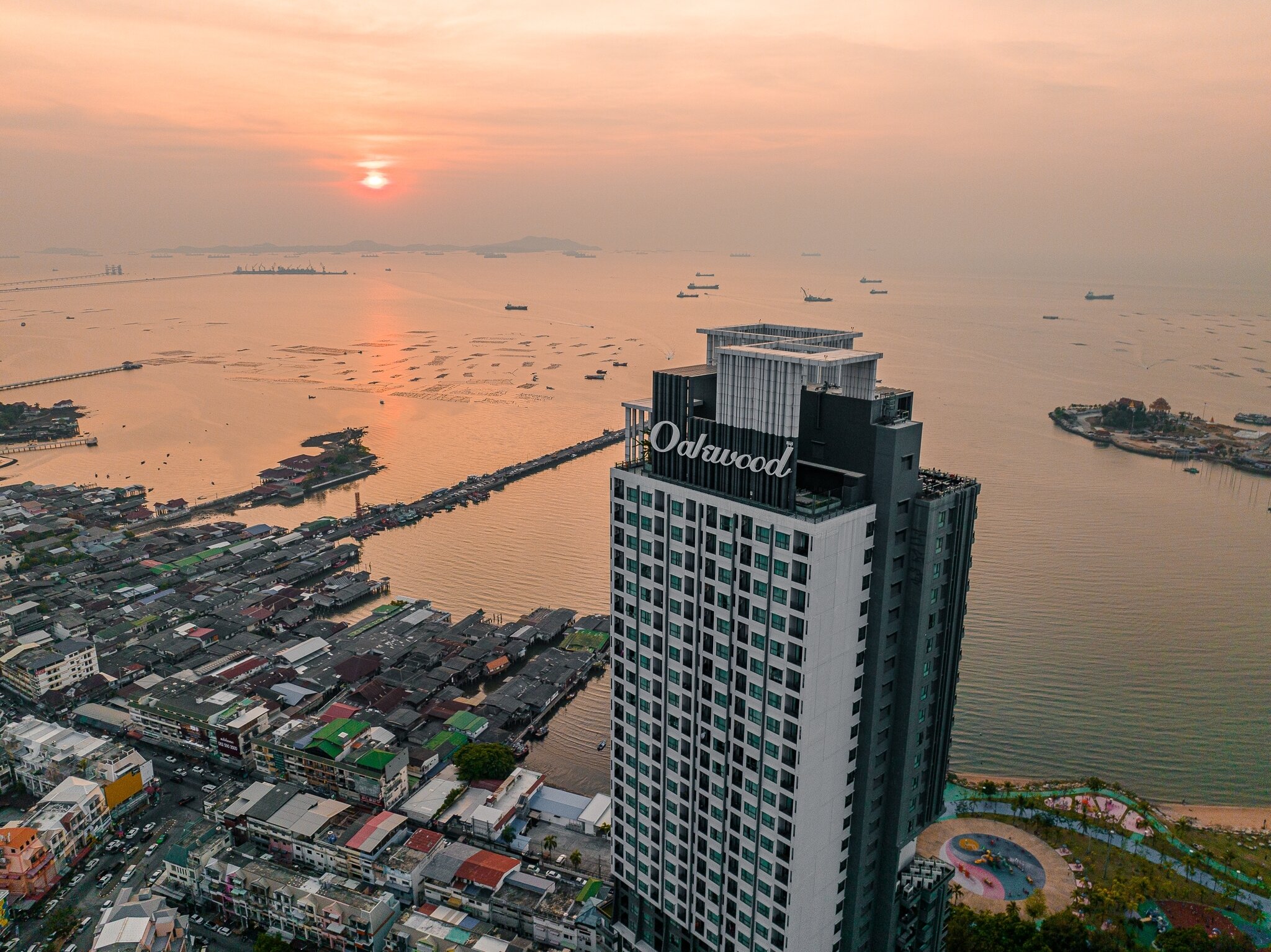 Oakwood Hotel & Residence Sri Racha-浴室