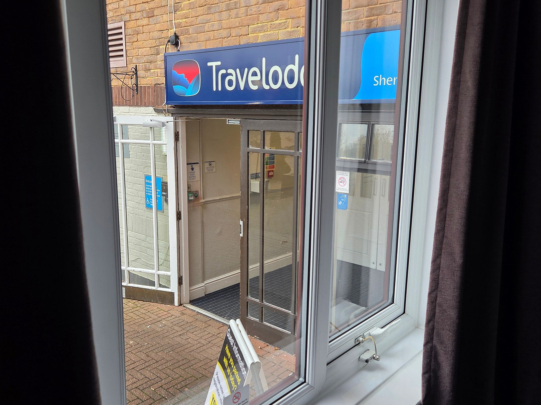 旅屋酒店-米尔顿凯恩斯辛里教堂主图