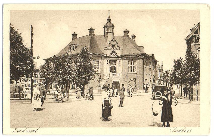 Stadhuis Zandvoort-赞德沃特必去景点