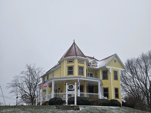 Amber House Bed and Breakfast主图