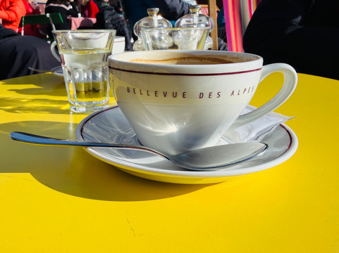 Hotel Bellevue des Alpes主图