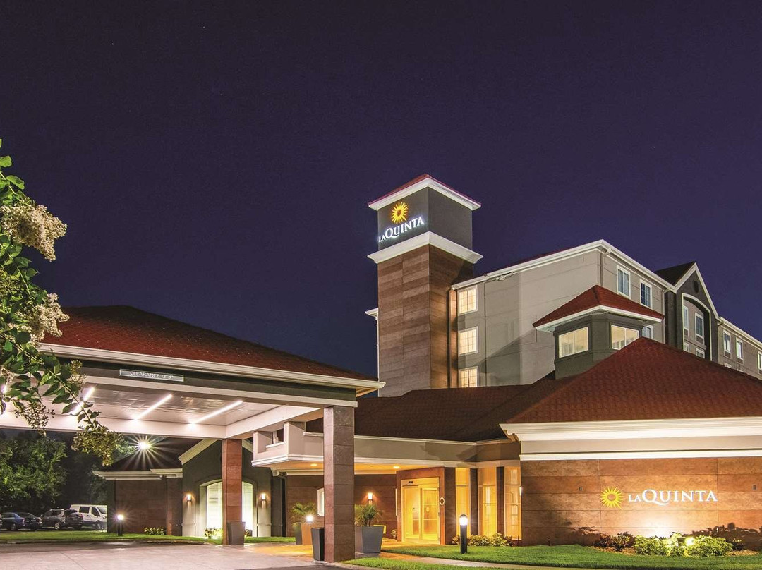 奥兰多UCF拉昆塔温德姆套房酒店主图