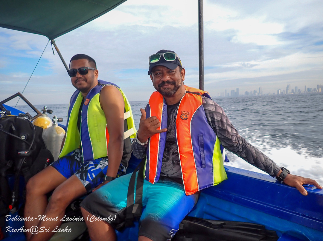 Scuba Addicts-拉非尼亚山必去景点