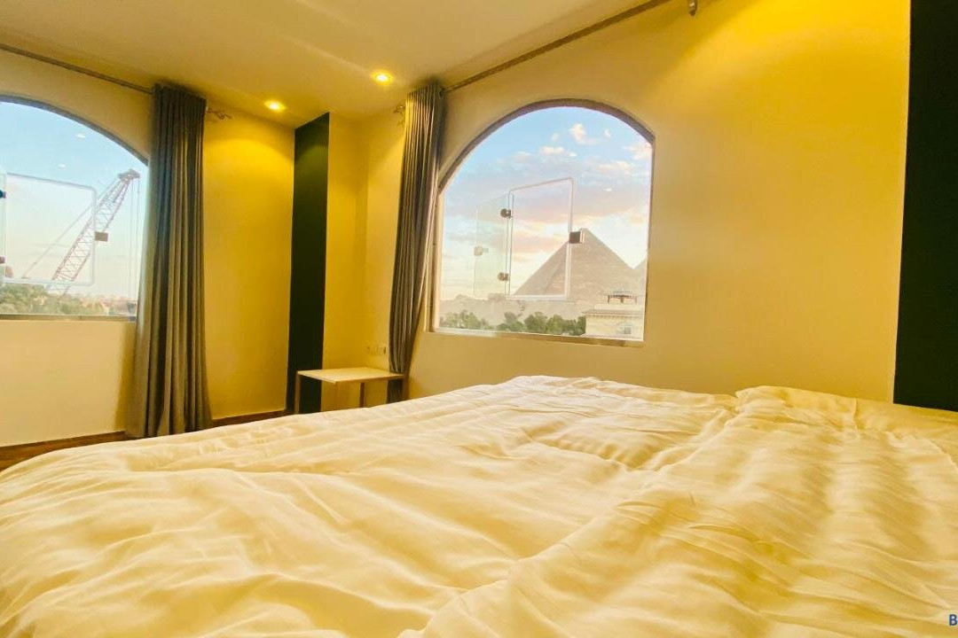 Pyramids West Cairo Rooms