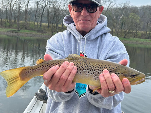 Cotter Trout Dock Guided Trout Fishing Tours-Cotter必去景点