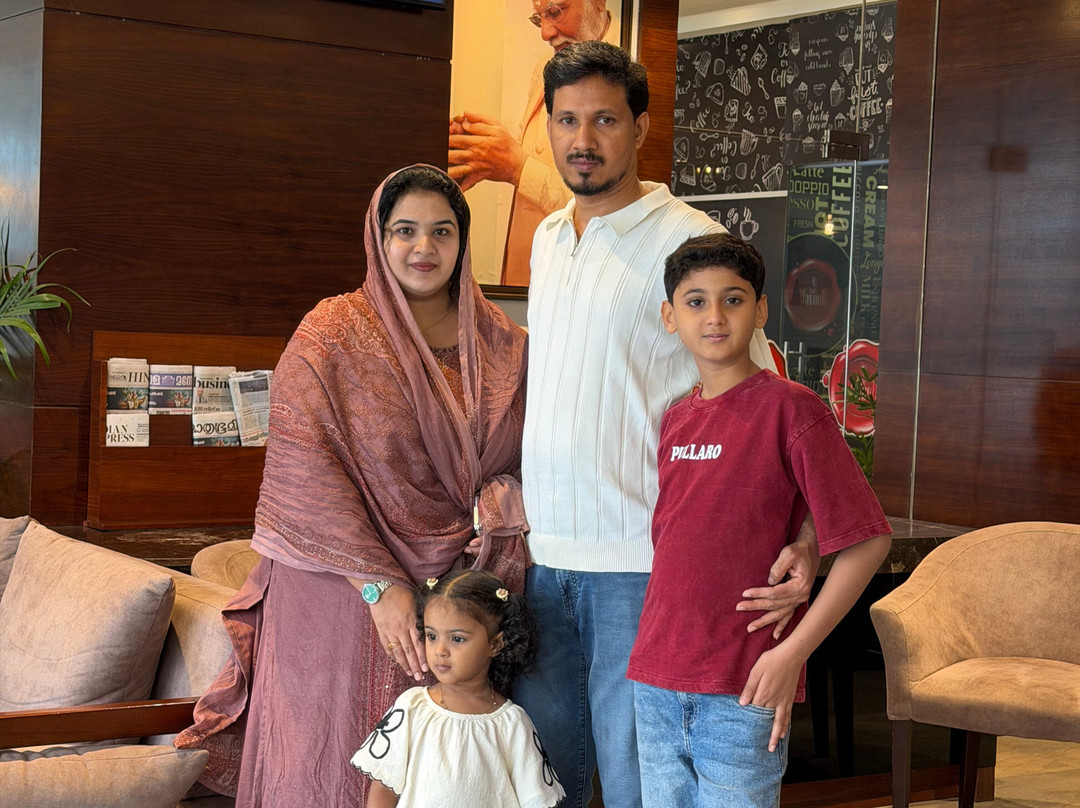 拉维兹卡利卡特酒店主图