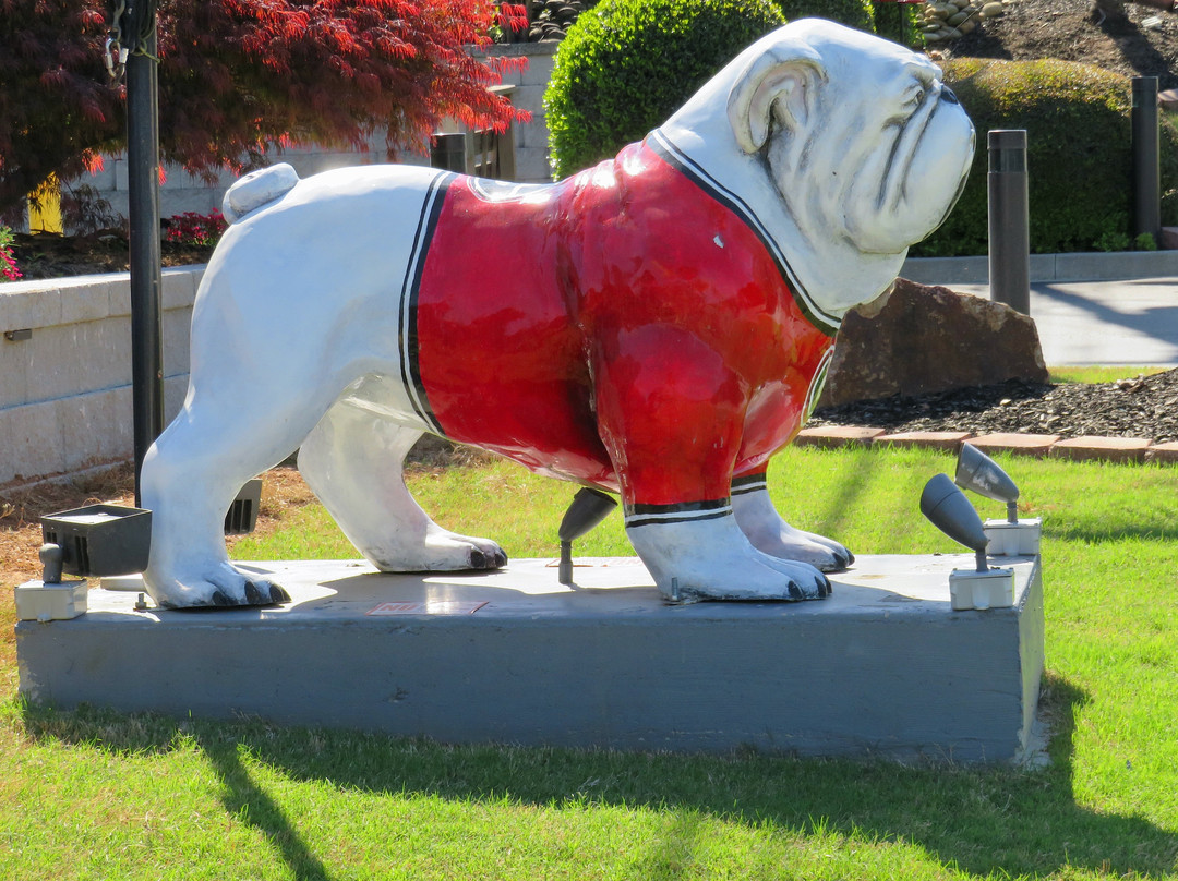 雅典大学区凯艺套房酒店主图
