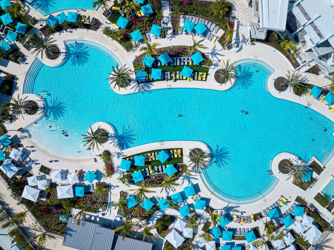 Sunsuites Villas at Sunseeker Resort