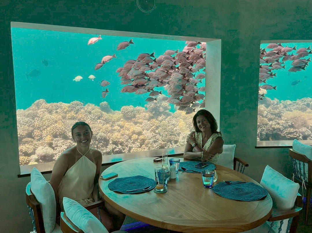 Only Blu - Under Ocean Restaurant