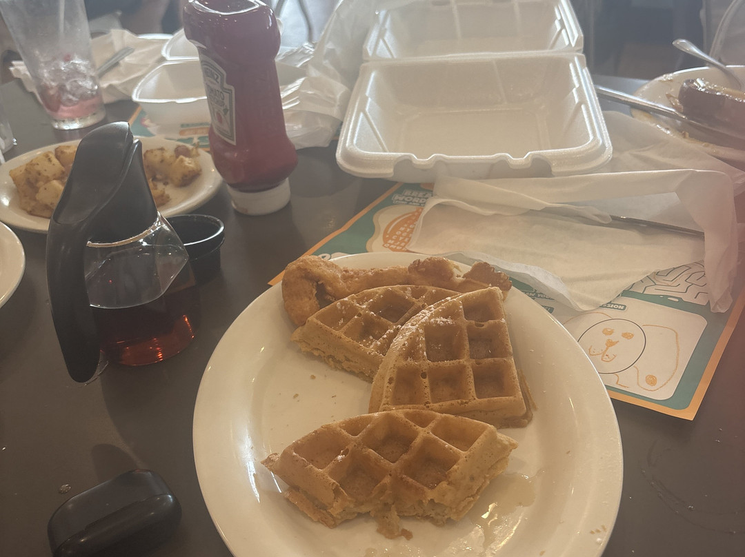 Eggs Up Grill