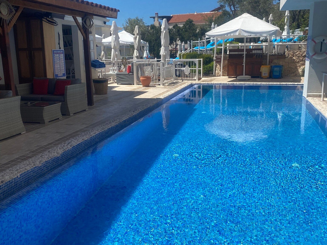 Oasis Hotel And Spa主图