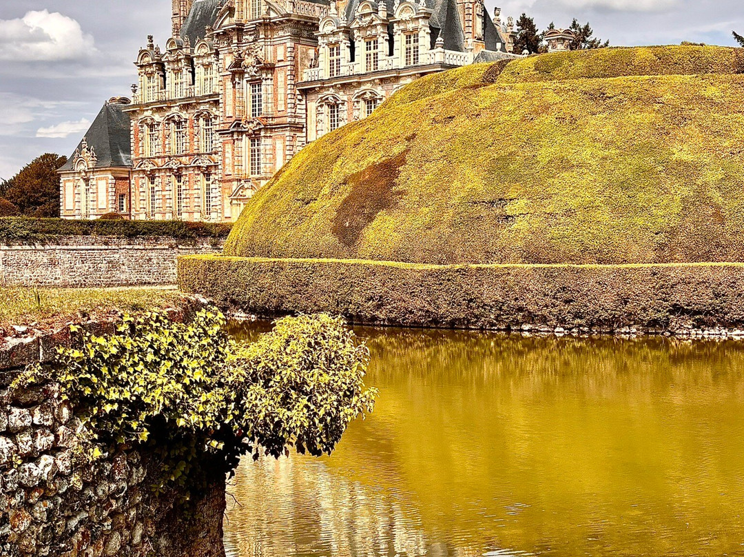 Chateau de Beaumesnil-Beaumesnil必去景点