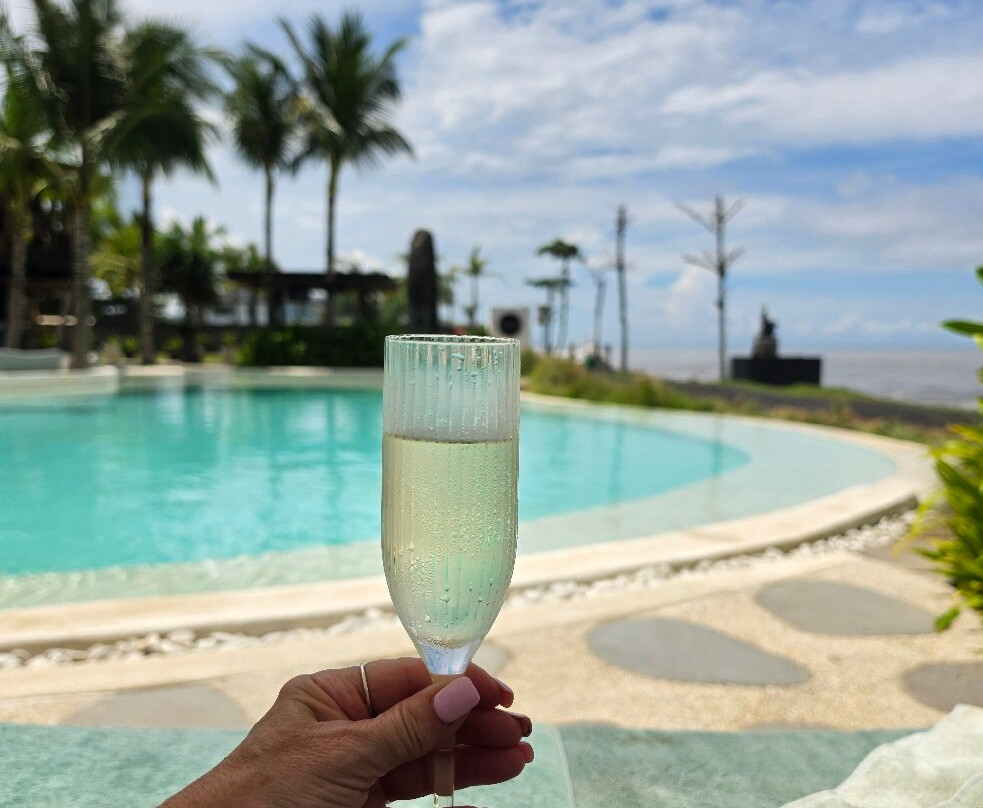 Moonstone Beach Lounge-苏卡瓦堤必去景点
