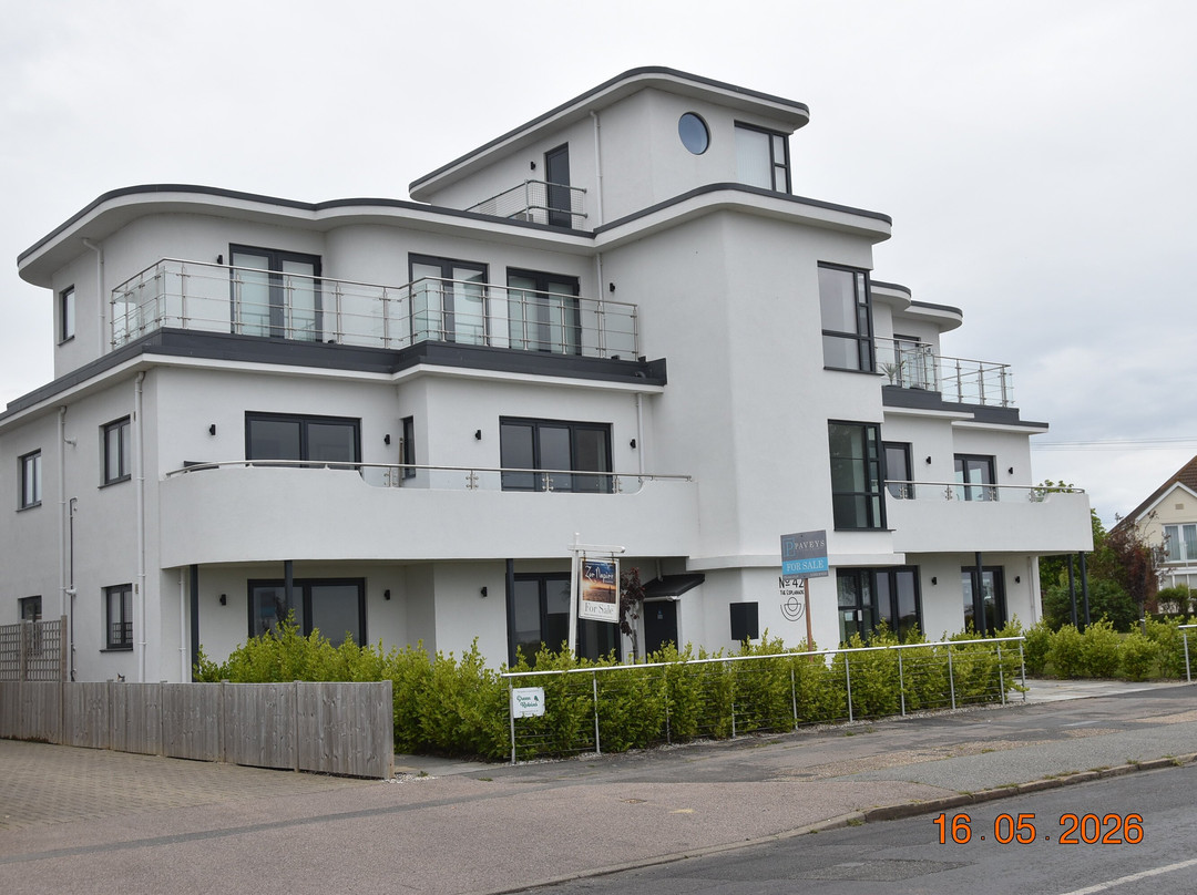 The Hungry Bedouin - Frinton