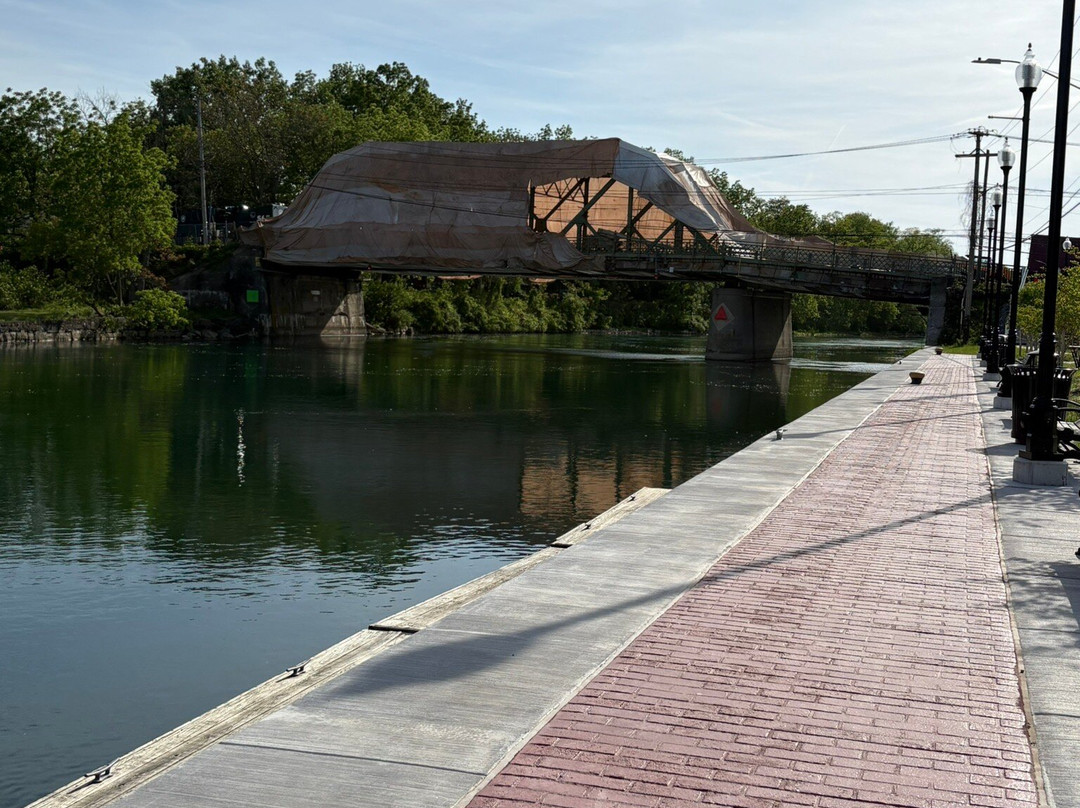 It's a Wonderful Life Bridge-Seneca Falls必去景点