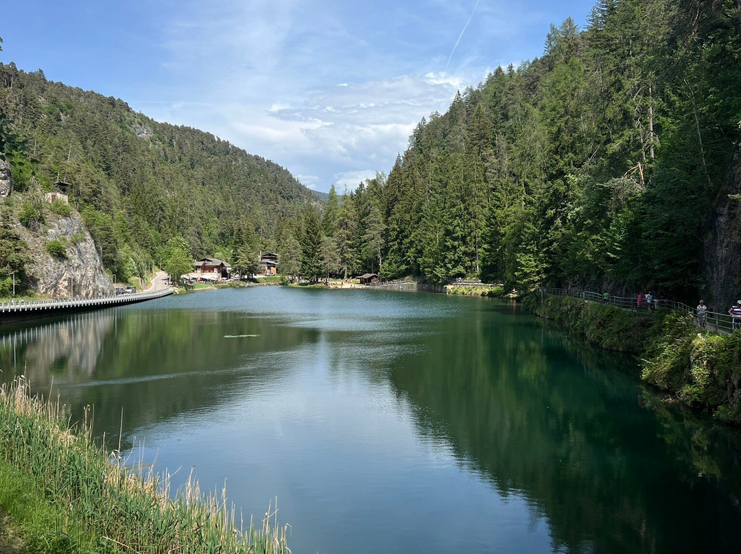 Lago Smeraldo-Fondo必去景点