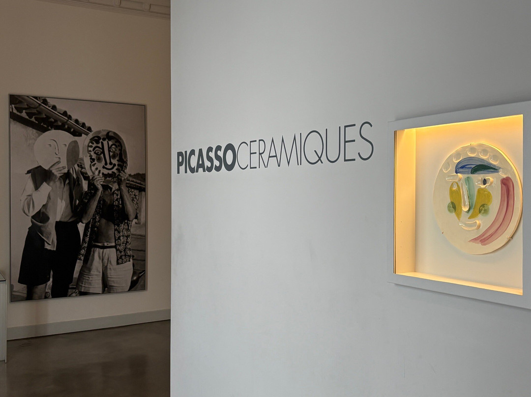 Sala Picasso y Sala Miró-索耶尔必去景点