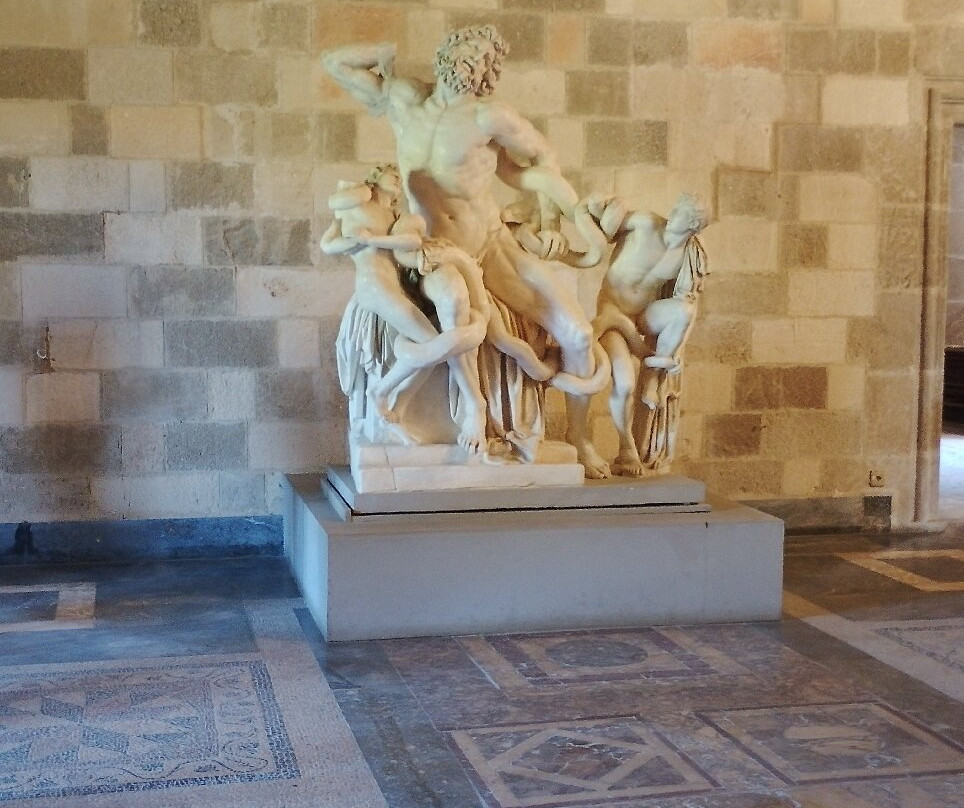 Palace of the Grand Master of the Knights of Rhodes-罗德城必去景点