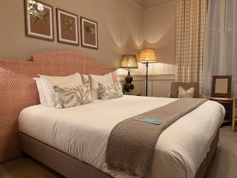 圣安德烈杜文酒店-客卧