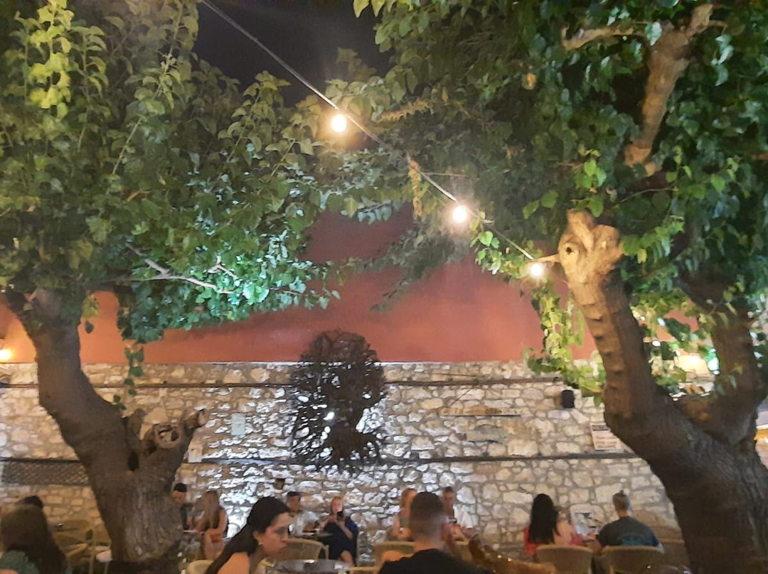 Imeros Cocktail Bar-阿菲托斯必去景点