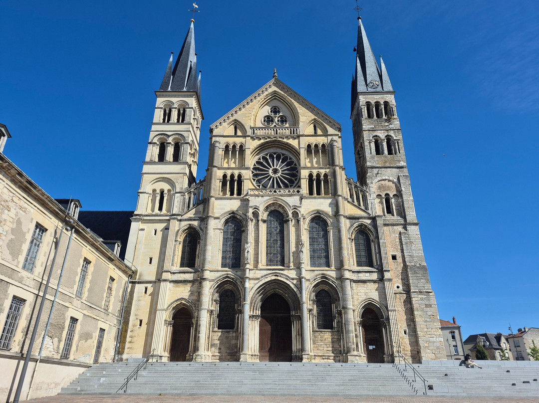 Basilique Saint-Remi-兰斯必去景点