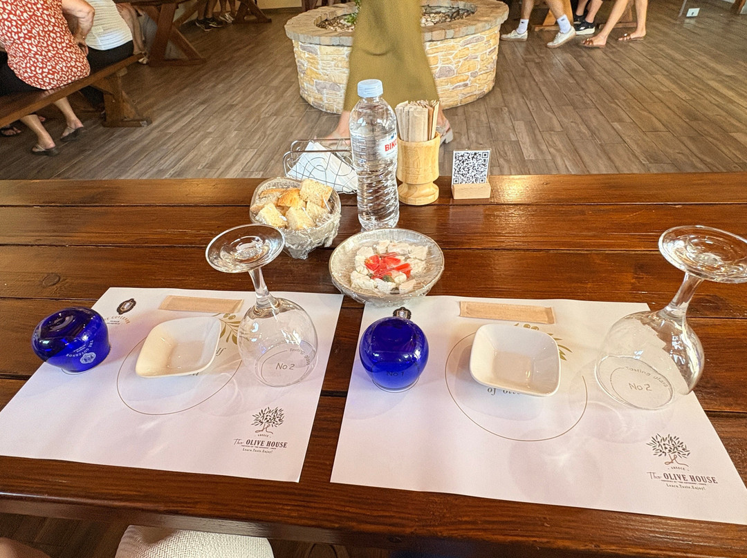 The Governor's Olive Mill-Agios Matheos必去景点