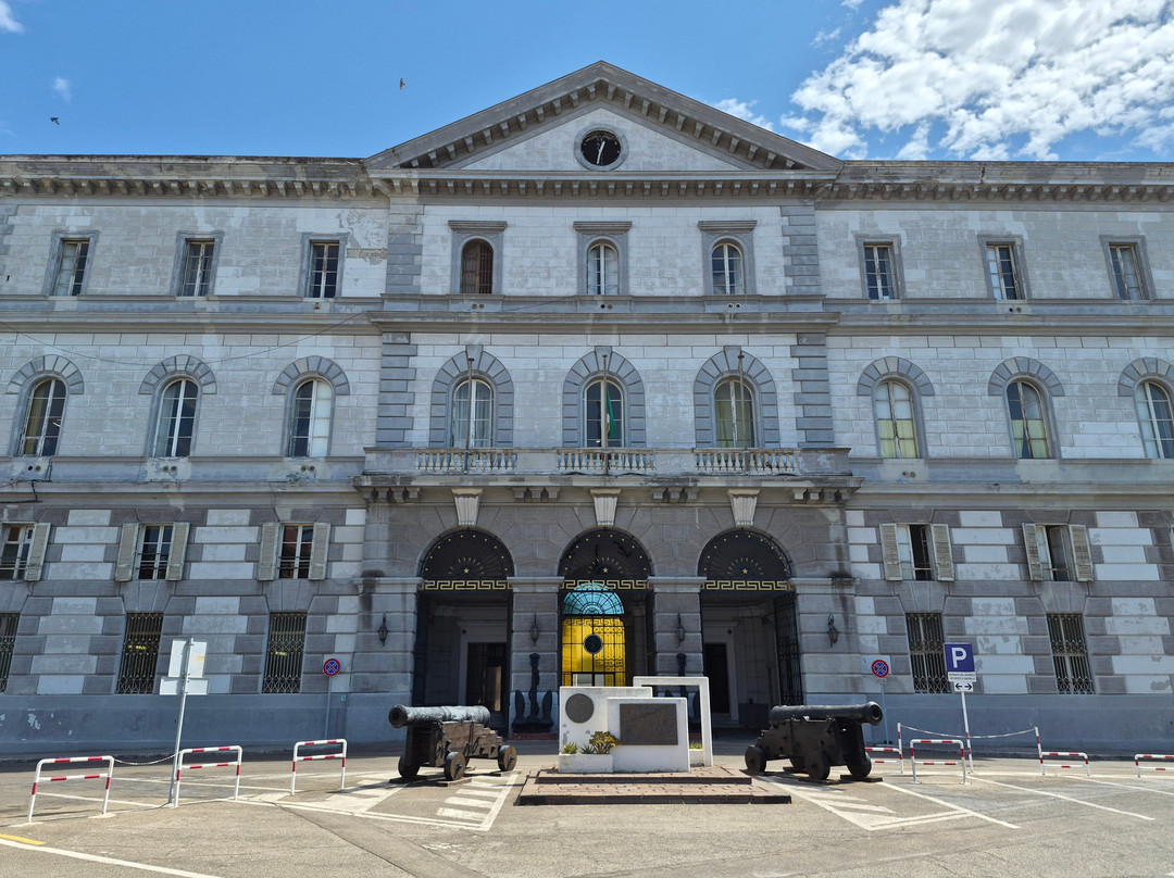 Museo Arsenale Militare - Mostra Storica Artigiana-塔兰托必去景点
