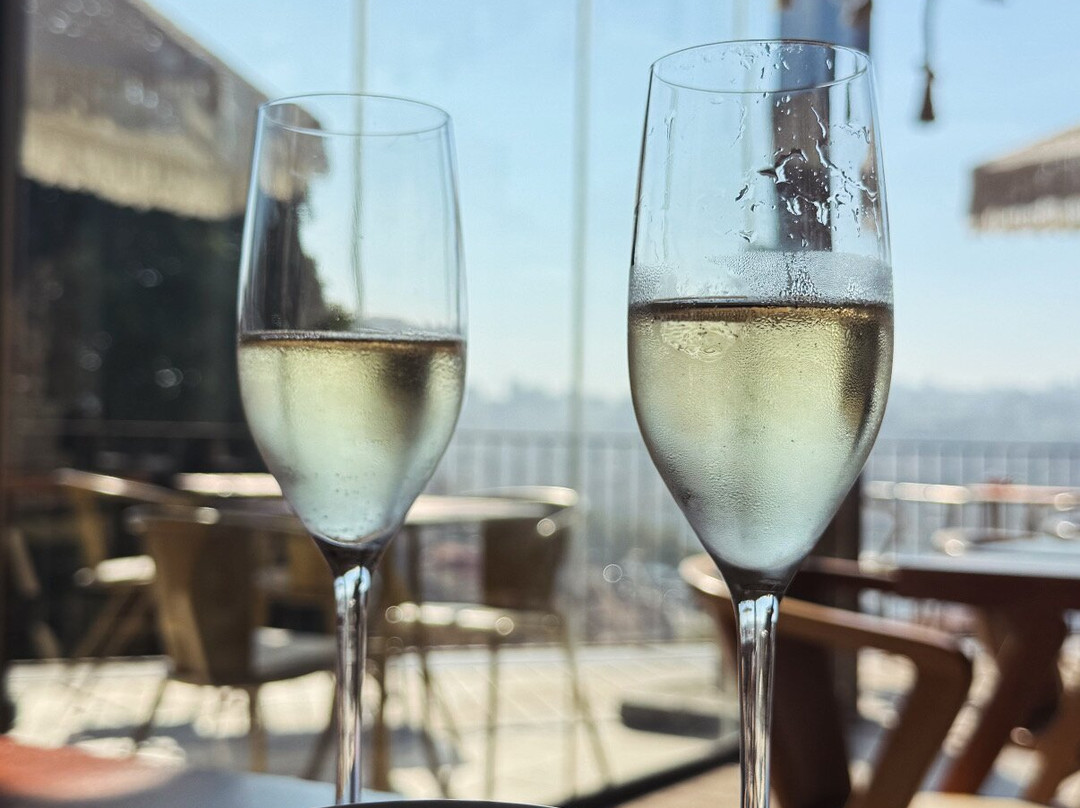 托雷尔前卫酒店主图