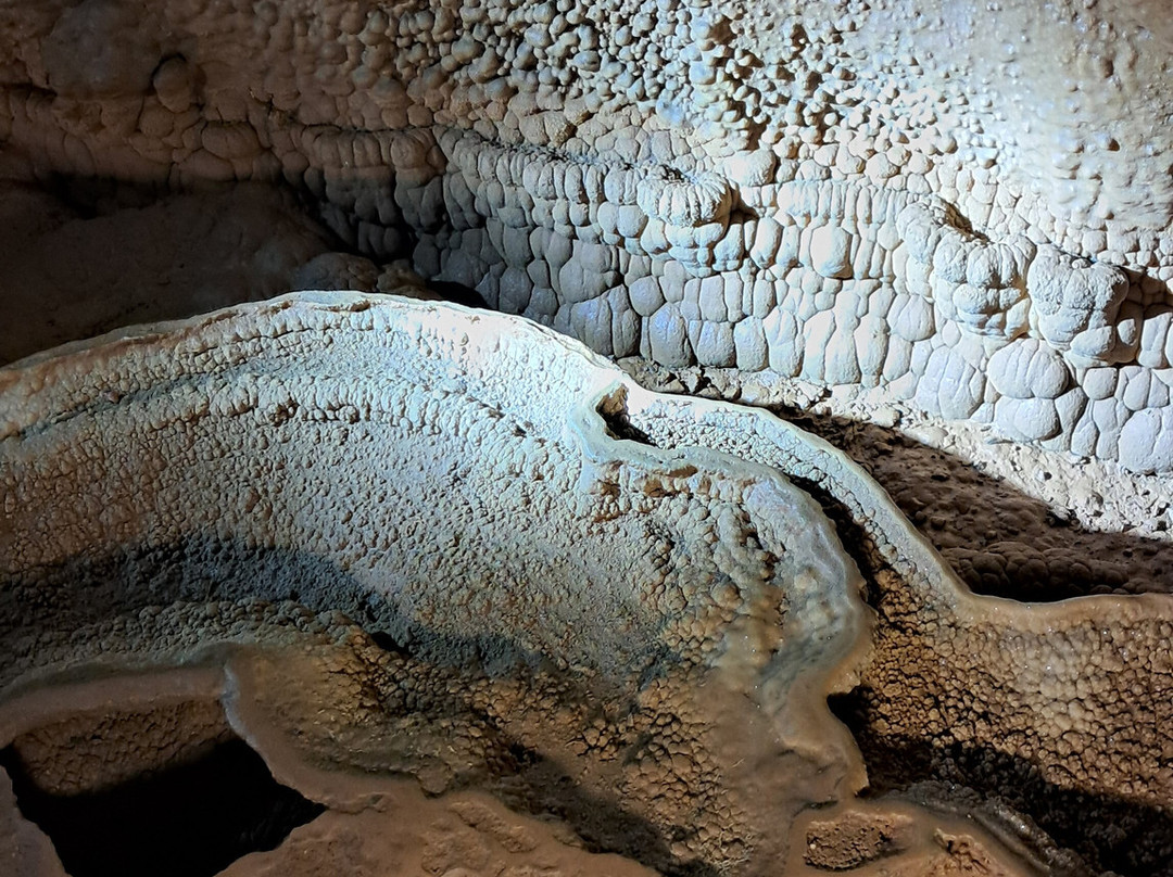 King Solomons Caves-茉莉溪必去景点