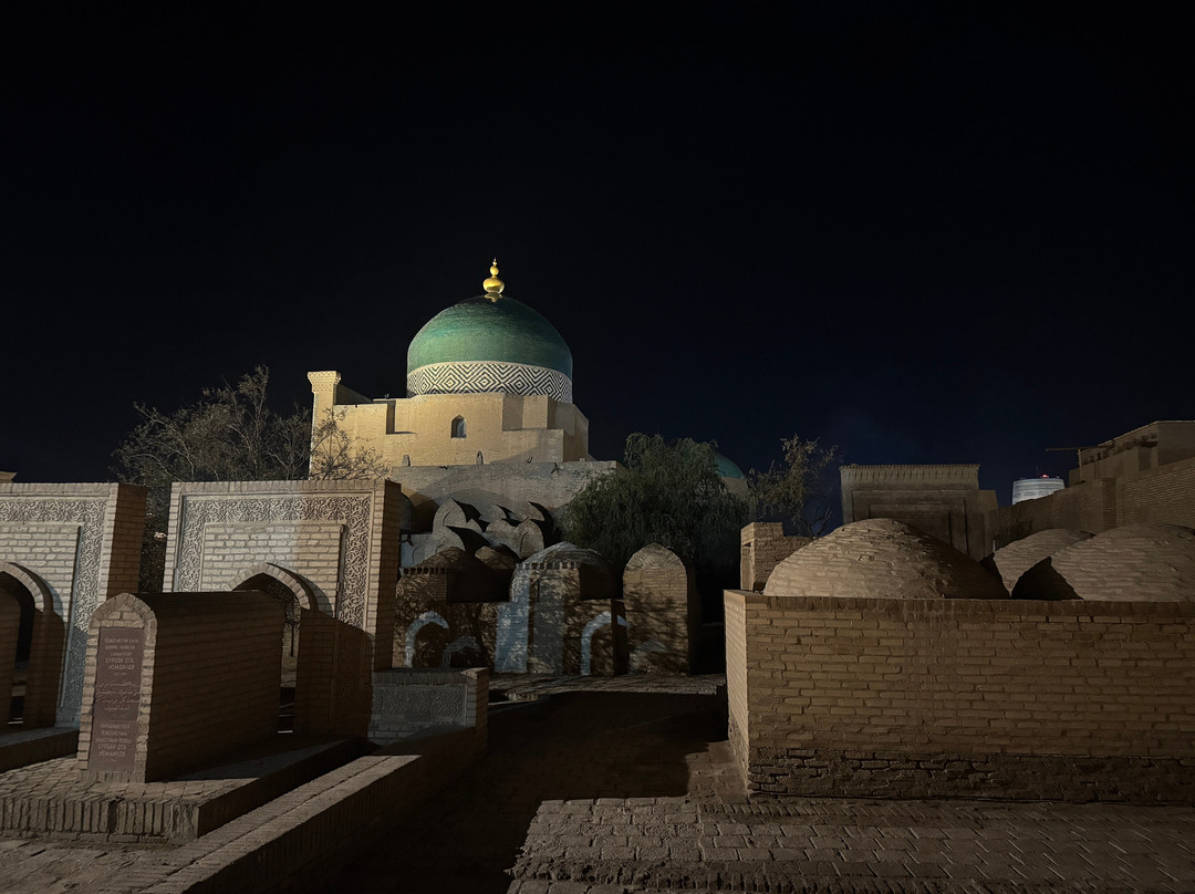 Pakhlavan Makhmud Mausoleum-希瓦必去景点