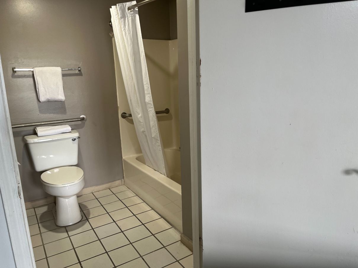 Motel 6 Cordele, GA-浴室