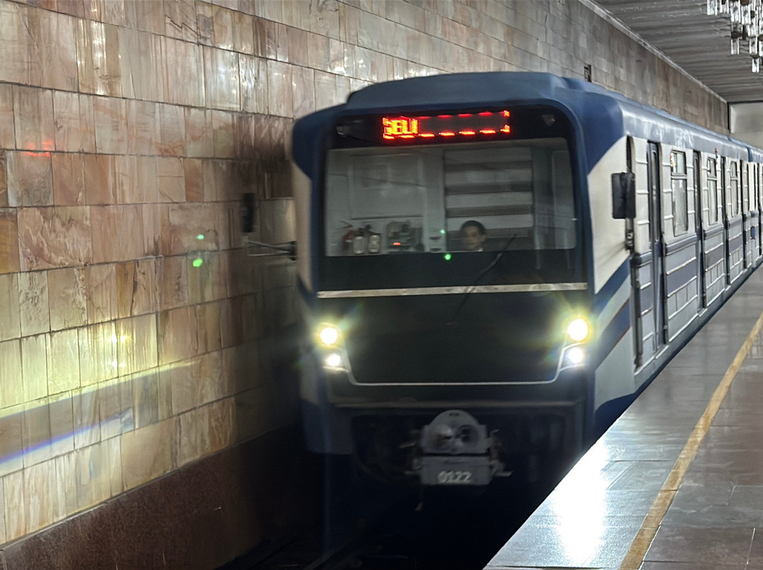 Tashkent Metro tour guide-塔什干必去景点