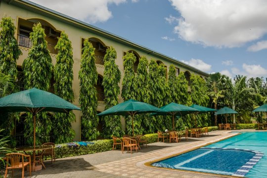 Palm Oasis Resort-官方