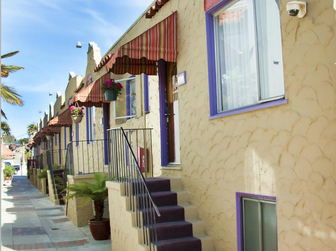 卡皮托拉酒店住宿-Capitola Venetian Hotel