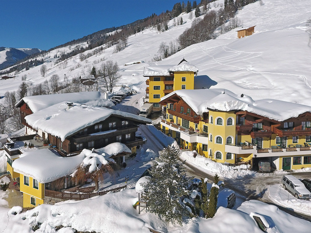 Kreuzerlehen酒店住宿-Hotel Eggerhof