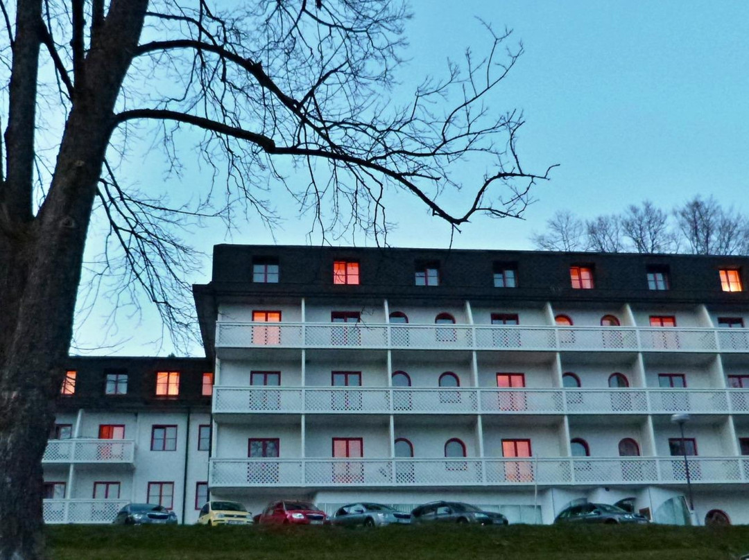 耶塞尼克酒店住宿-Hotel Ripper