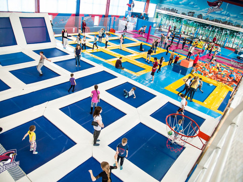 Bolshaya Shilna旅游景点-Trampoline Center Vnebopark