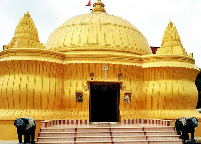 Varai Dham Golden Temple景点图片